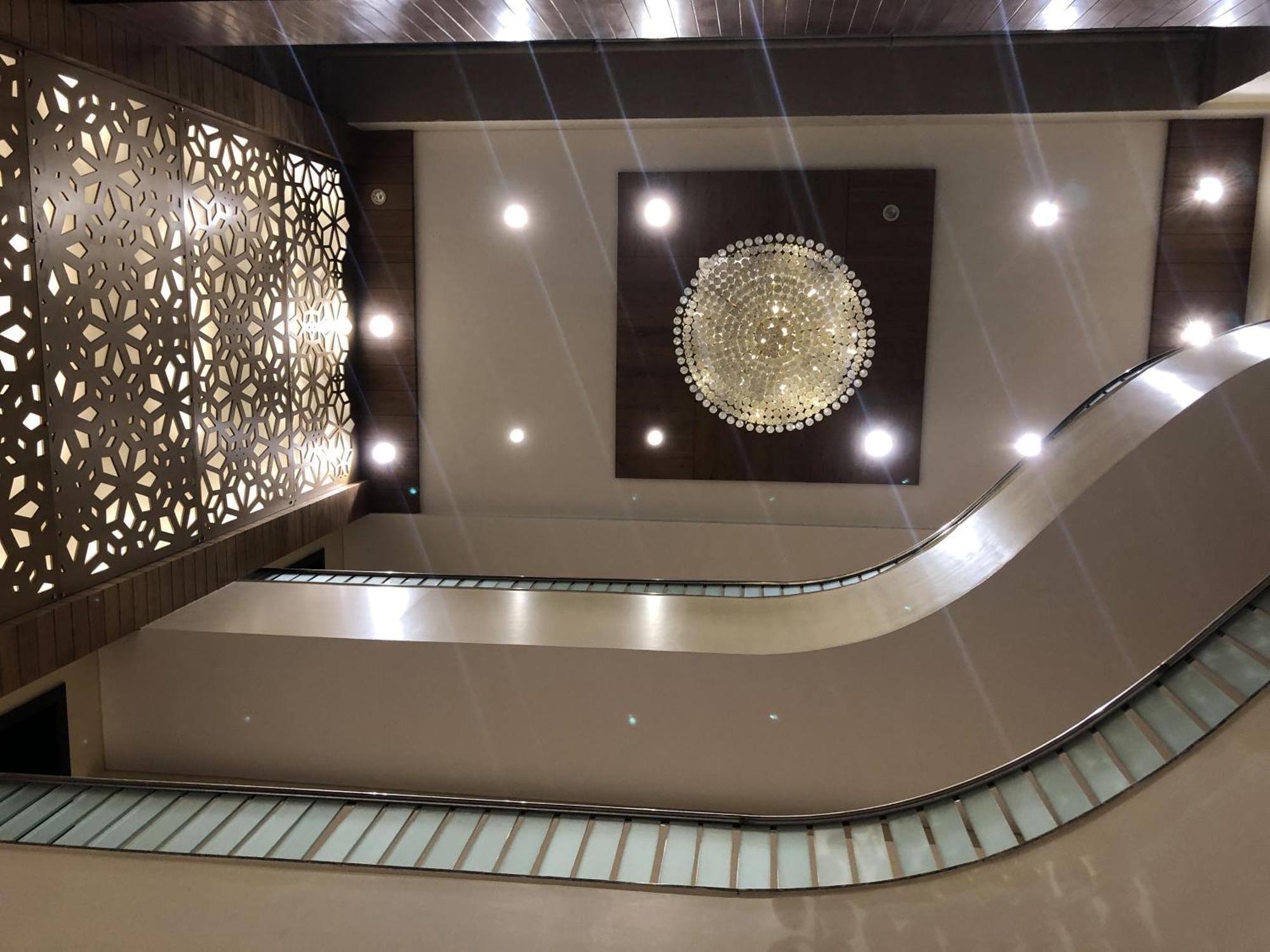 Hotel Virgo Sumeru ภาวนาการ์ ภายนอก รูปภาพ