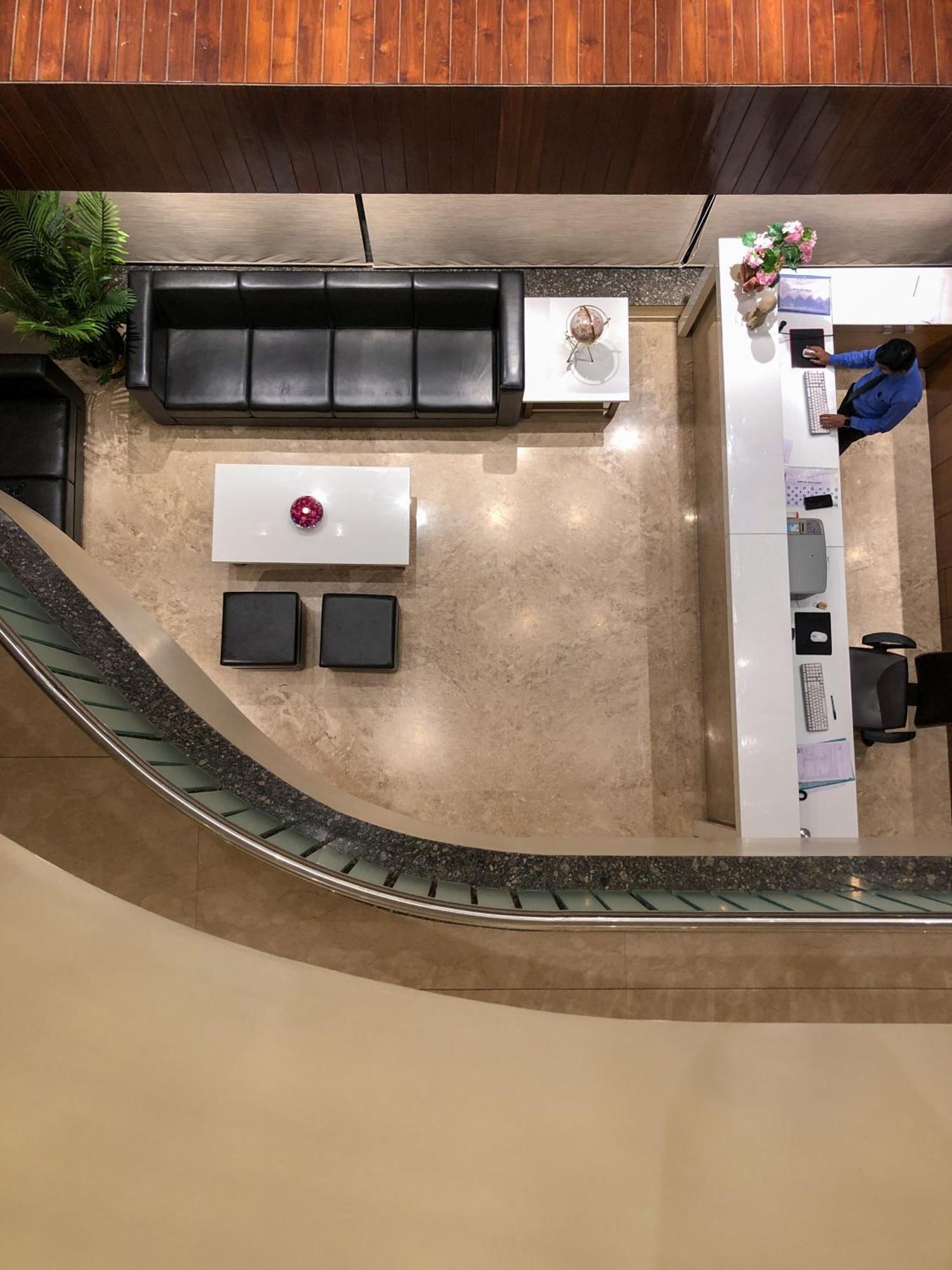 Hotel Virgo Sumeru ภาวนาการ์ ภายนอก รูปภาพ