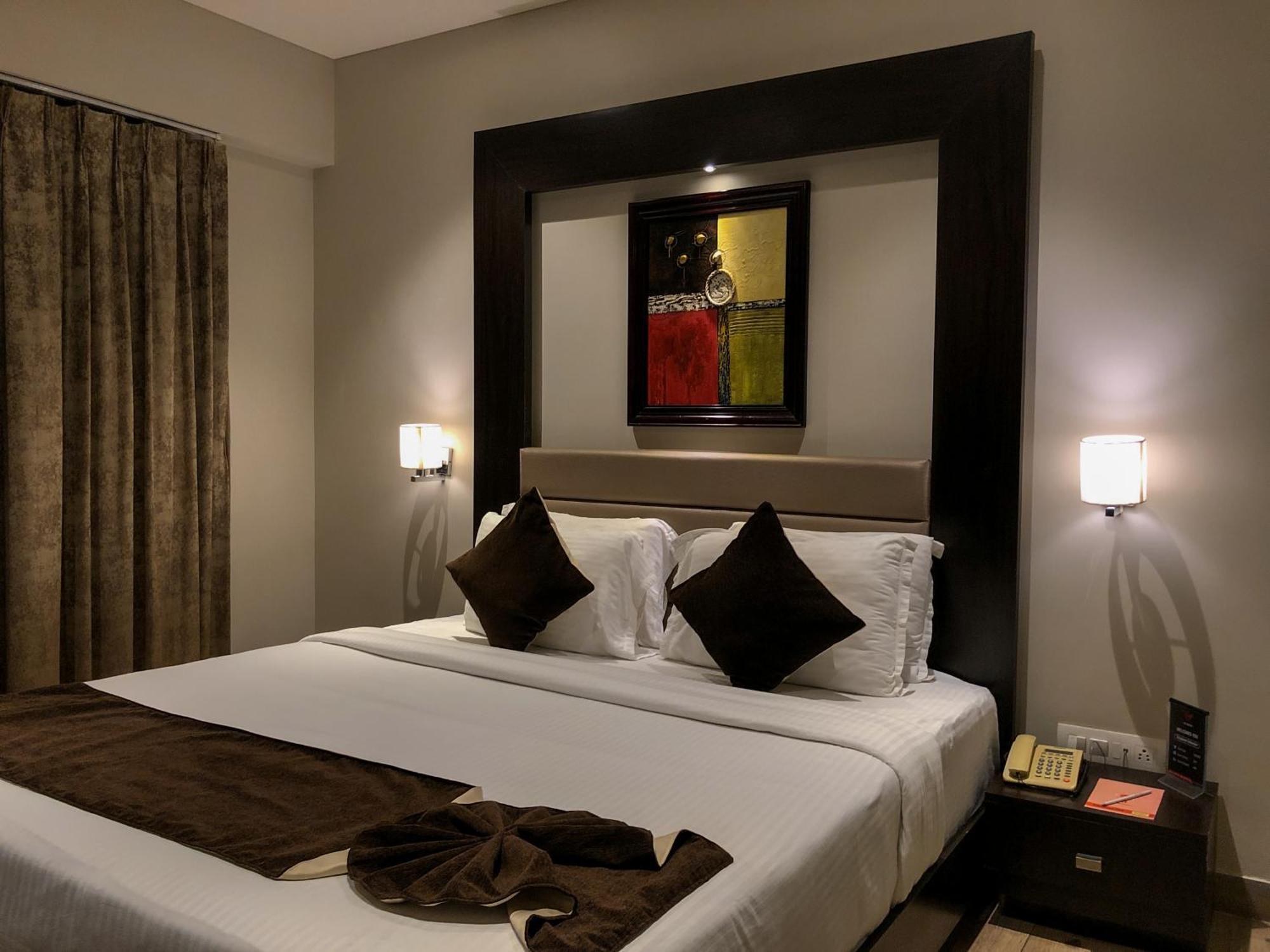 Hotel Virgo Sumeru ภาวนาการ์ ภายนอก รูปภาพ